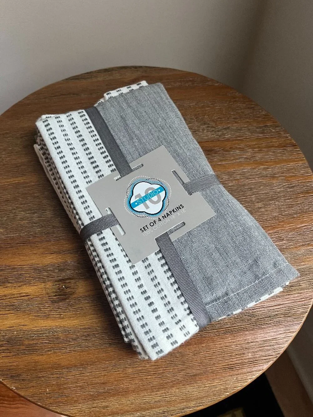 100% Cotton Napkins Set of 4 Grey and White
